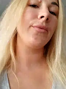 evil kitty online show from July 7, 7:09 am