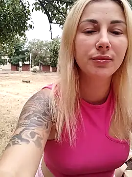 evil kitty online show from July 10, 8:03 am