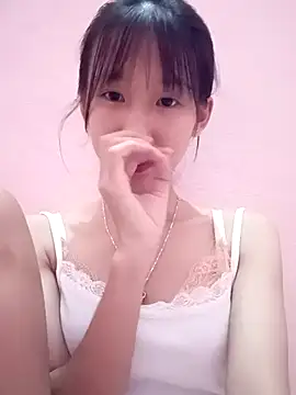 Snapshot of Abi_girl12 chatting on July 9, 4:06 pm Abi girl12 online show from July 9, 4:06 pm