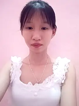 Snapshot of Abi_girl12 chatting on June 22, 4:15 pm Abi girl12 online show from June 22, 4:15 pm