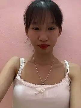 Snapshot of Abi_girl12 chatting on July 13, 4:50 pm Abi girl12 online show from July 13, 4:50 pm