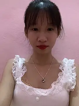 Snapshot of Abi_girl12 chatting on July 16, 4:48 pm Abi girl12 online show from July 16, 4:48 pm