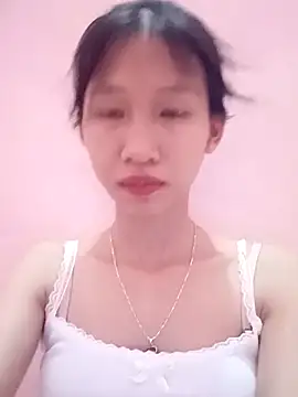Snapshot of Abi_girl12 chatting on June 20, 3:17 pm Abi girl12 online show from June 20, 3:17 pm