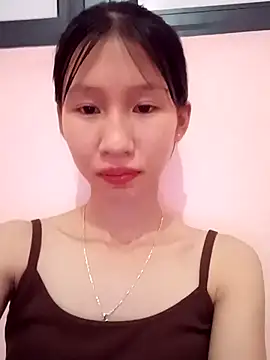 Snapshot of Abi_girl12 chatting on June 11, 4:37 pm Abi girl12 online show from June 11, 4:37 pm