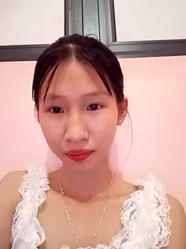 Snapshot of Abi_girl12 chatting on June 9, 4:08 pm Abi girl12 online show from June 9, 4:08 pm