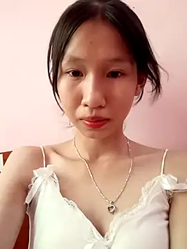 Snapshot of Abi_girl12 chatting on June 4, 3:44 am Abi girl12 online show from June 4, 3:44 am