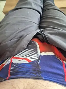 azerty54690 online show from June 2, 12:27 pm