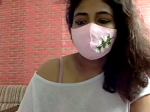 Nisha-moon online show from July 17, 7:05 am