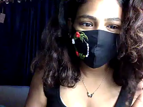 Nisha-moon online show from June 18, 6:34 am