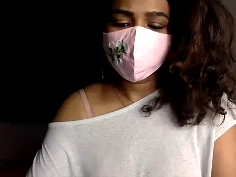 Nisha-moon online show from June 30, 8:03 am
