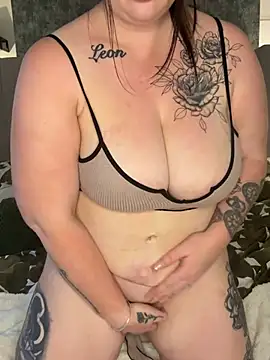 Snapshot of Maddison_Leighxo chatting on July 7, 8:23 pm Maddison Leighxo online show from July 7, 8:23 pm