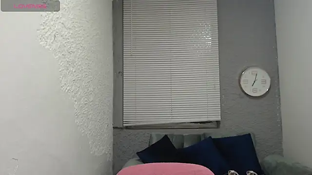 Snapshot of leilasosexy chatting on July 16, 12:35 pm leilasosexy online show from July 16, 12:35 pm