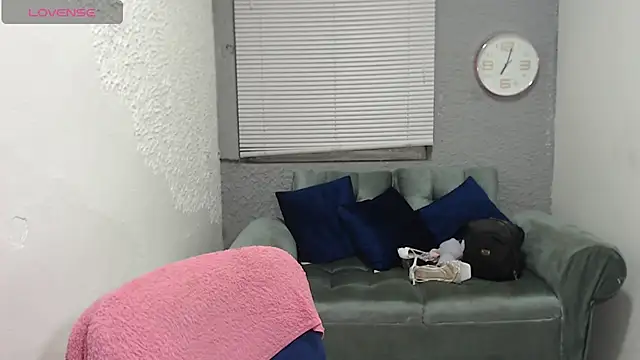 Snapshot of leilasosexy chatting on July 8, 12:50 pm leilasosexy online show from July 8, 12:50 pm
