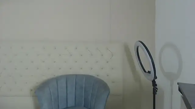 Snapshot of alexa___11 chatting on June 20, 12:32 pm alexa 11 online show from June 20, 12:32 pm