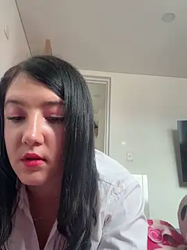 Julietthalu online show from June 2, 6:41 pm