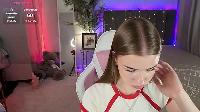 Snapshot of Milla_Way chatting on July 15, 2:24 pm Milla Way online show from July 15, 2:24 pm