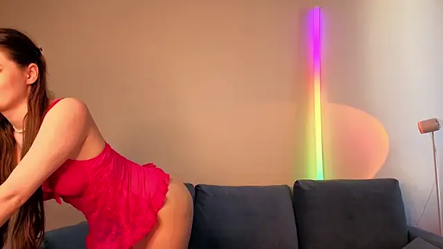 lil lisa online show from August 6, 3:40 pm