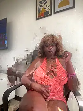 Dottie shee online show from June 7, 10:09 am