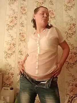 KellyCarter  online show from June 10, 12:50 pm