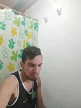 Snapshot of Killiam_boy chatting on June 9, 1:56 pm Killiam boy online show from June 9, 1:56 pm