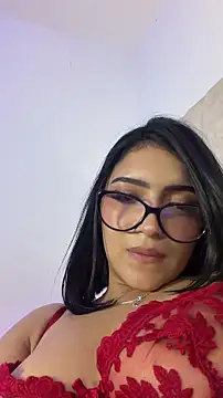Snapshot of Nicolegh_ chatting on June 25, 5:12 am Nicolegh online show from June 25, 5:12 am