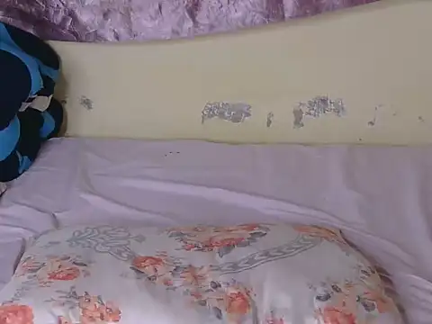 Snapshot of Irresistable_Princess chatting on July 17, 8:17 pm Irresistable Princess online show from July 17, 8:17 pm