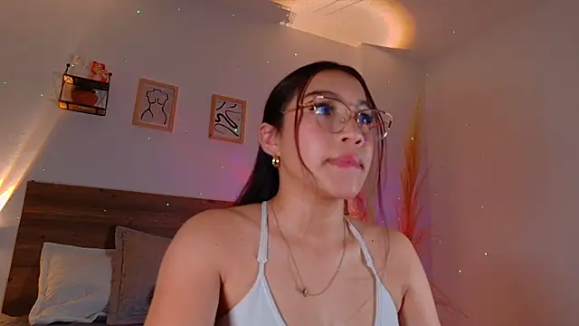  Emmakiss  online show from June 24, 10:51 pm