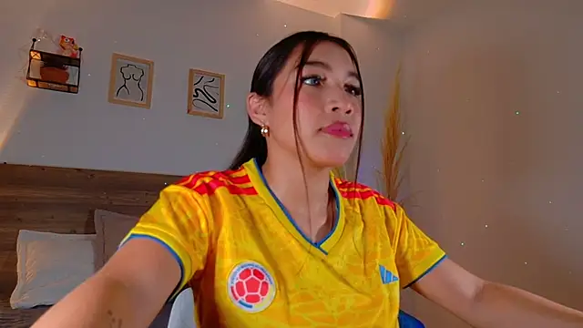  Emmakiss  online show from June 27, 12:00 pm