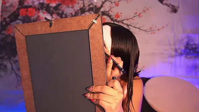 TiffanySander  online show from June 19, 3:23 am