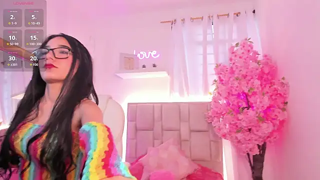 Snapshot of Violeta_Velvet_ chatting on July 9, 1:10 pm Violeta Velvet online show from July 9, 1:10 pm