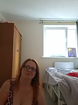 Snapshot of Naughtybutnicedaisy chatting on June 30, 1:22 pm Naughtybutnicedaisy online show from June 30, 1:22 pm