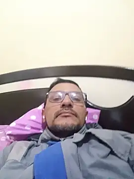 Snapshot of RIchar05 chatting on June 23, 3:10 pm RIchar05 online show from June 23, 3:10 pm