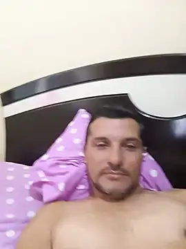 Snapshot of RIchar05 chatting on June 29, 6:29 pm RIchar05 online show from June 29, 6:29 pm