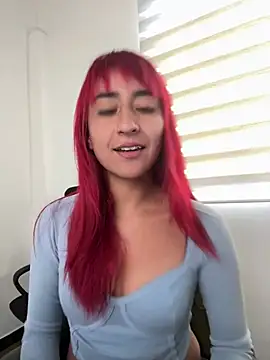 Juliethademon online show from June 26, 2:01 pm