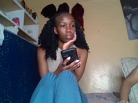 pretty leen online show from June 10, 4:19 pm