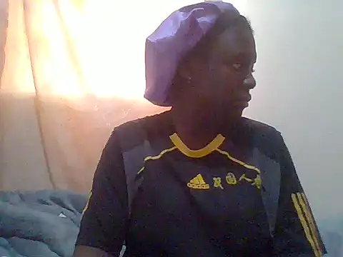 Snapshot of pinky-lip chatting on June 10, 8:26 am pinky-lip online show from June 10, 8:26 am
