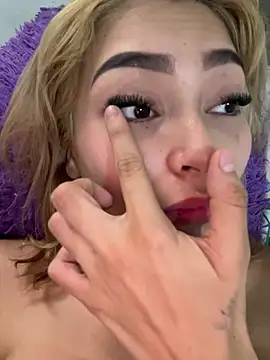 NatalieSterling online show from June 25, 4:56 pm