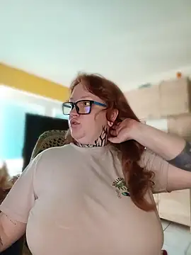 Snapshot of CURVYSAKURA chatting on June 18, 4:56 pm CURVYSAKURA online show from June 18, 4:56 pm