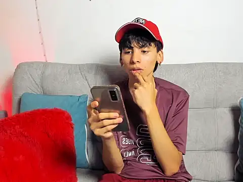 Angel Dustt1 online show from June 6, 8:36 pm