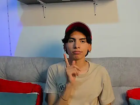 Snapshot of Angel_Dustt1 chatting on June 3, 4:01 pm Angel Dustt1 online show from June 3, 4:01 pm