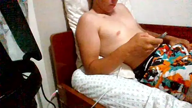 Snapshot of erdildo chatting on June 8, 8:42 pm erdildo online show from June 8, 8:42 pm