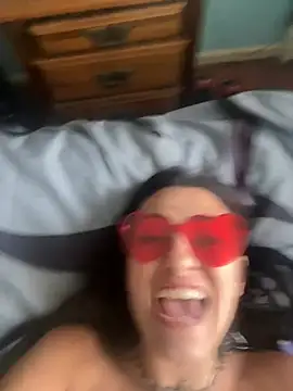 smoothkissx online show from April 24, 6:43 pm