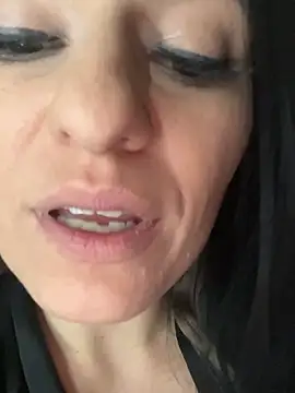 smoothkissx online show from January 18, 2:03 am