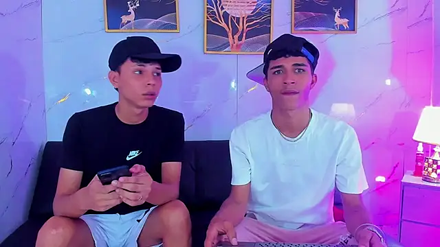 sweet boyhot online show from June 26, 10:37 pm
