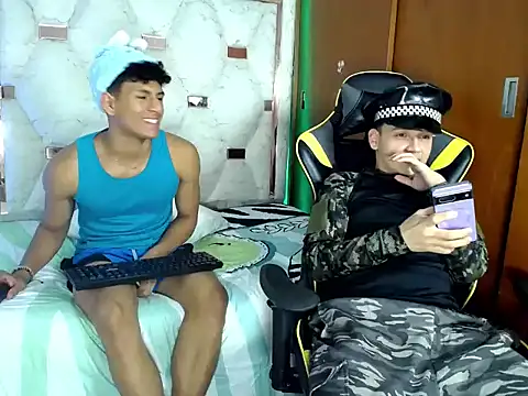Golds boy duo online show from June 3, 4:13 am