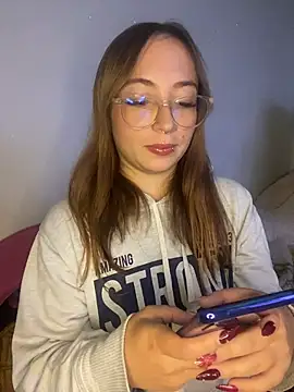 Caamii  online show from June 9, 3:29 am