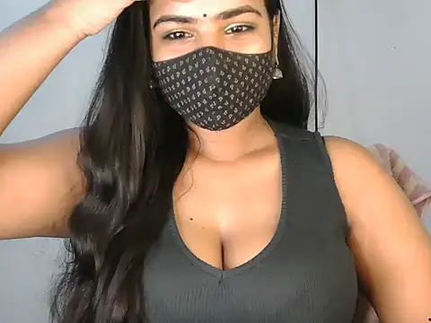 Snapshot of Curvy_Deepa chatting on June 6, 5:34 am Curvy Deepa online show from June 6, 5:34 am