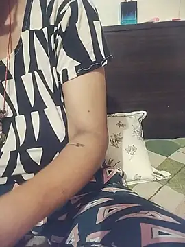 Snapshot of Anna_gougeous chatting on June 6, 1:33 am Anna gougeous online show from June 6, 1:33 am