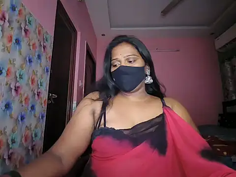 Snapshot of Meenakshy chatting on June 20, 4:56 pm Meenakshy online show from June 20, 4:56 pm