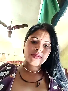 Snapshot of KRITIKA01990 chatting on July 8, 7:42 am KRITIKA01990 online show from July 8, 7:42 am